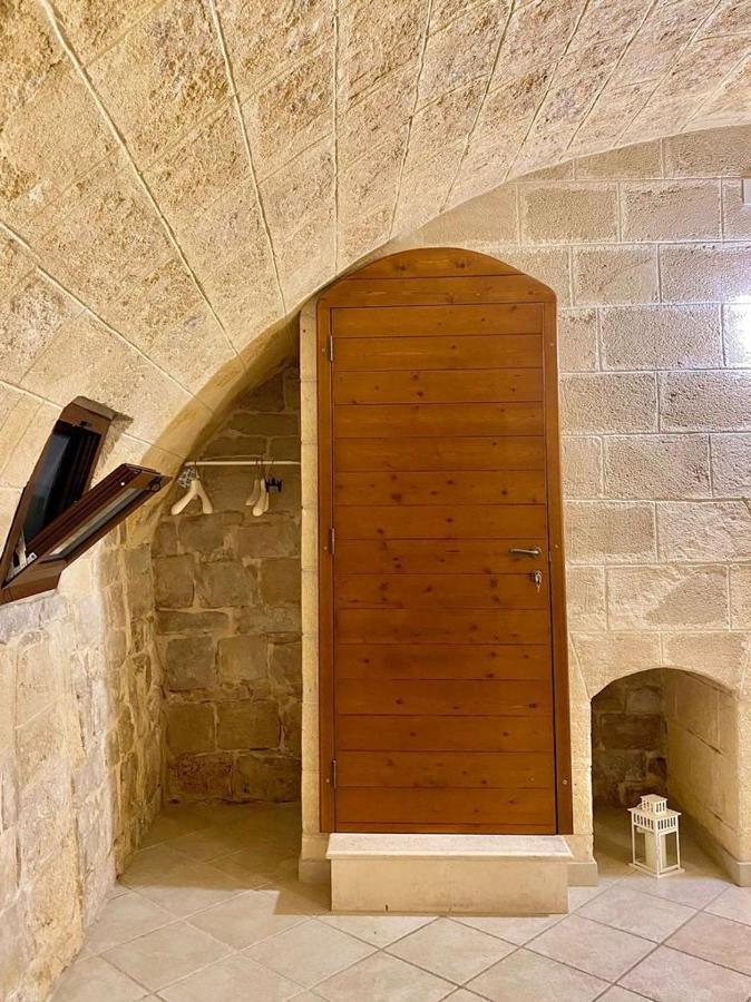 Suite Arco 166 Stanza Privata Trani Exterior foto