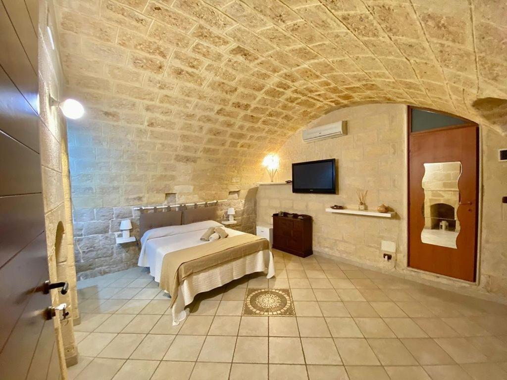 Suite Arco 166 Stanza Privata Trani Exterior foto