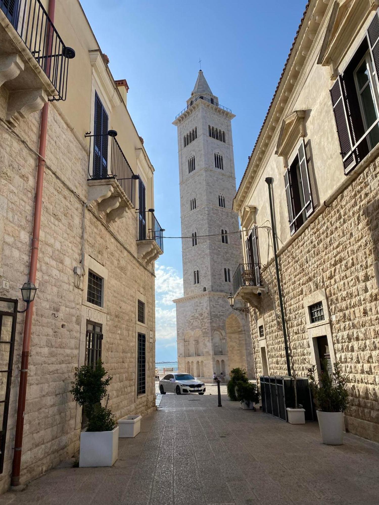 Suite Arco 166 Stanza Privata Trani Exterior foto